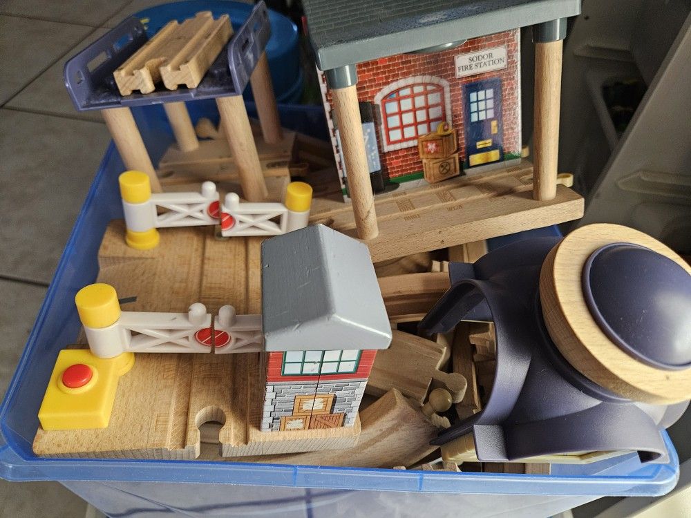 Kids Trains And Tracks