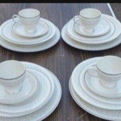 60 Piece Ivory China Set