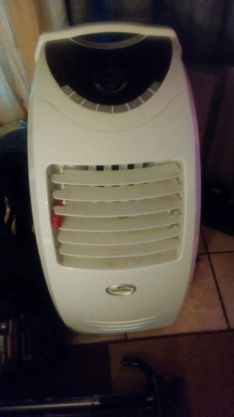 Portable ac unit first 30.00