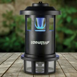 DynaTrap Outdoor Insect Trap (DT1750), 3/4 Acre, AtraktaGlo Light, Black