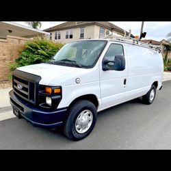 2010 Ford E-250