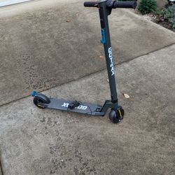 Electric Scooter By GoTrax (Nearly New)