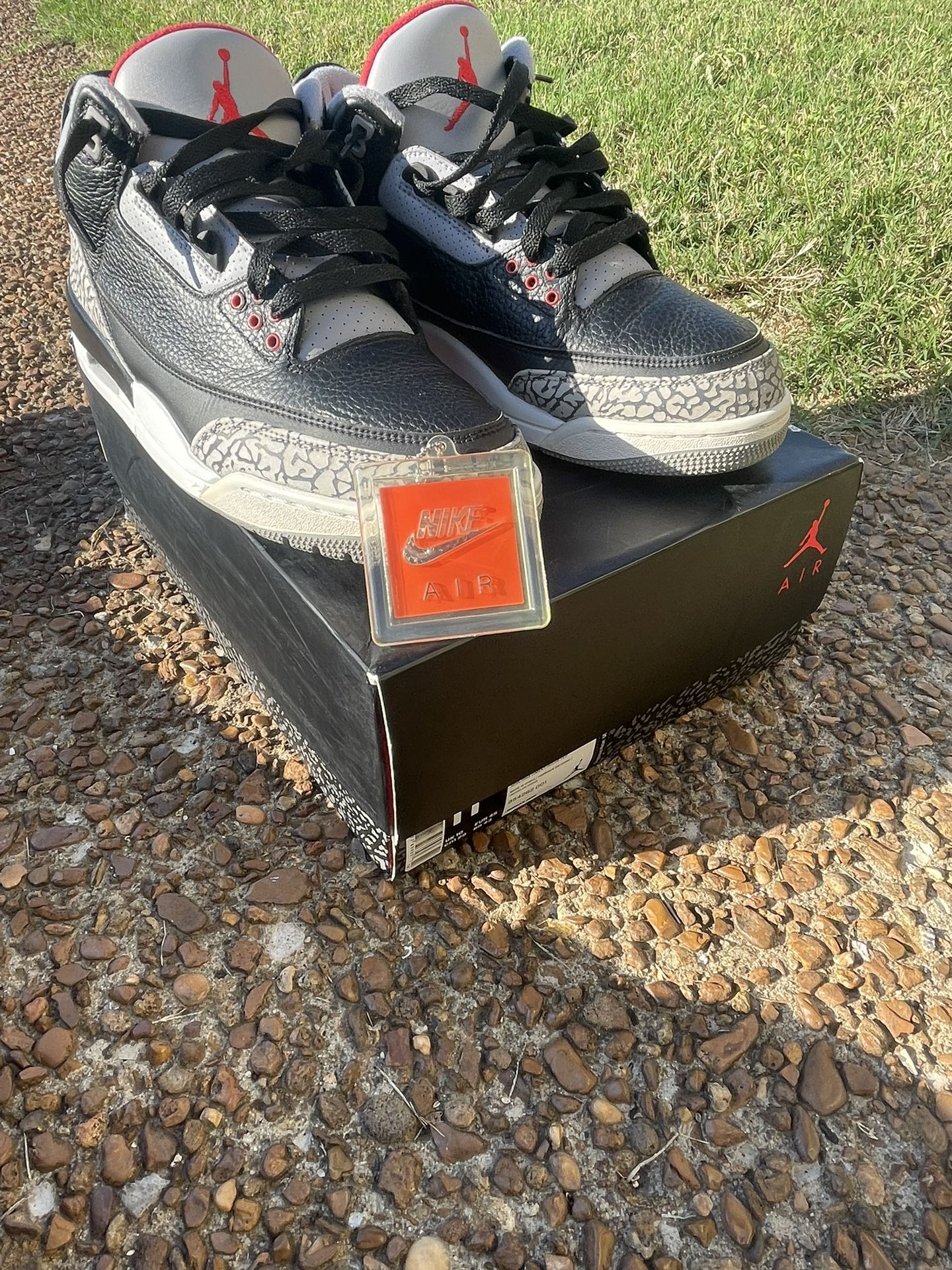 Jordan 3 Black Cement Size 11