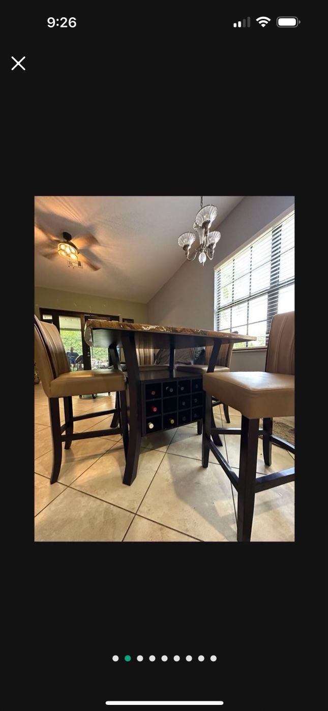 Dining Kitchen Table for Sale in Pompano Beach, FL OfferUp