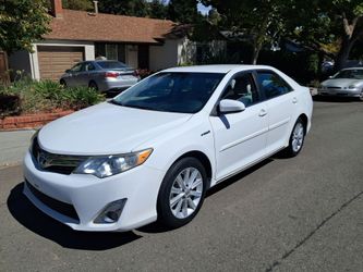 2014 Toyota Camry Hybrid