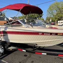 1995 Larson Cream And Burgundy 17 Ft