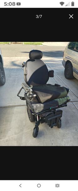 Q300 M mini power chair 1800 price drop 650 firm NEW see pictures