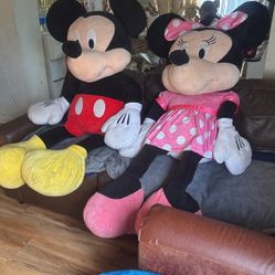 Mimi And Mickey Mouse 