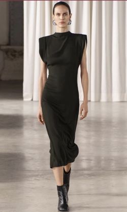 NWT Zara zw collection shoulder padded green midi Dress