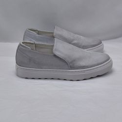 J Slides Perrie Low Top Sneakers Women's 7.5 Silver Leather Suede Comfort Shoes