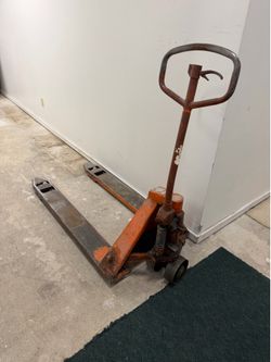 Pallet jack