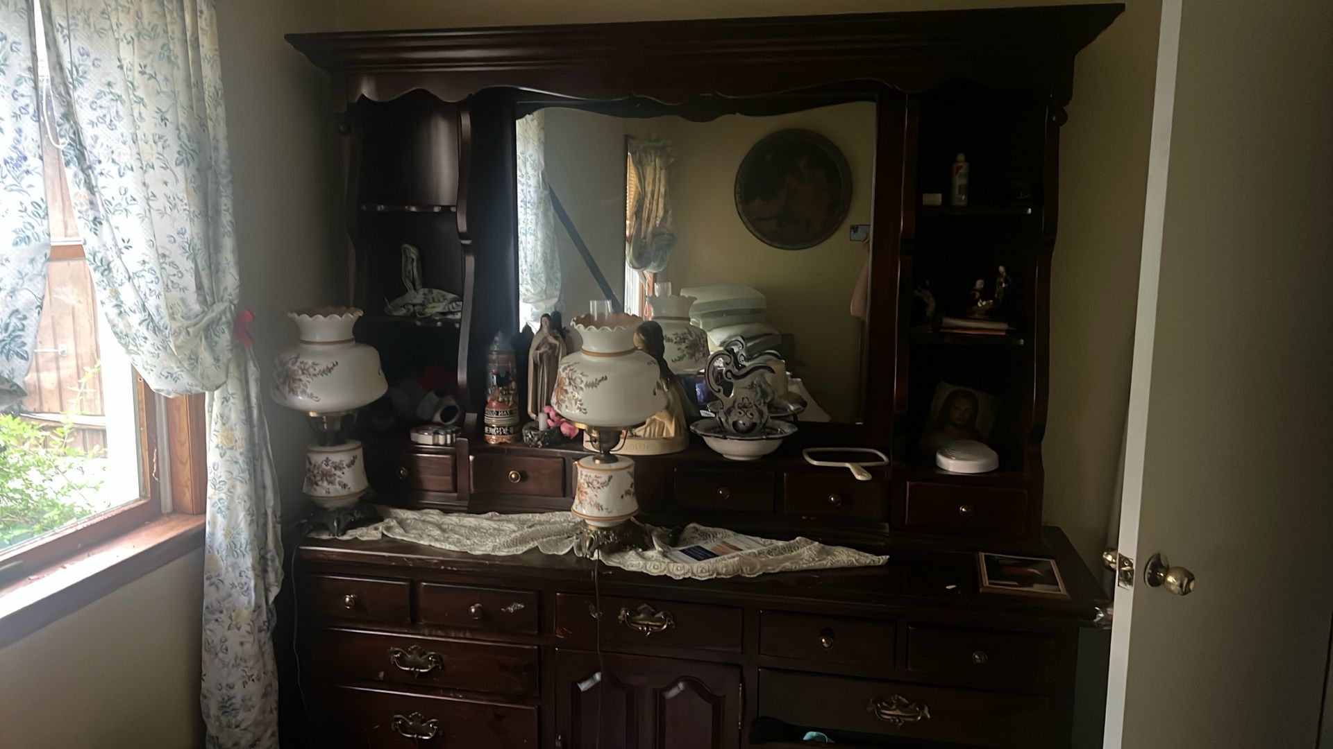 Dresser