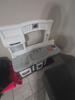 STOVE /KITCHEN SET