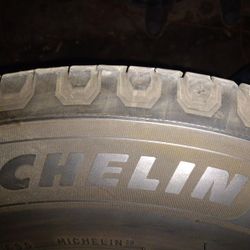 MICHELIN  DEFENDER2