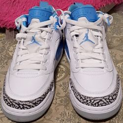 Kids Jordans 5.5Y