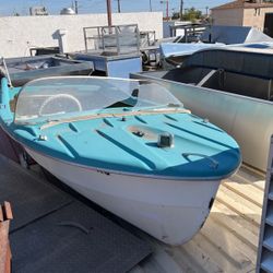 More 50’s Boats With Fins