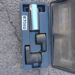 Oxygen sensor socket tool with case