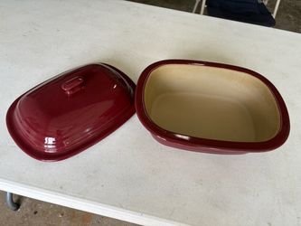 Pampered Chef Deep Covered Baker