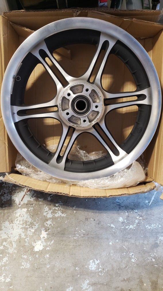 Harley Davidson front Wheel