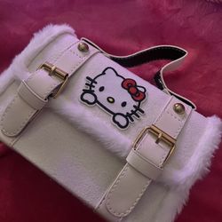 Hello kitty purse