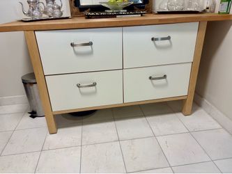 Kitchen storage cabinet