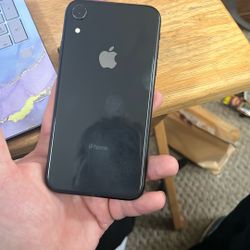 iPhone XR 