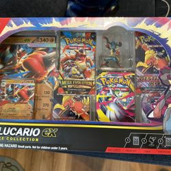 Lucario ex Figure Collection Box Pokemon TCG