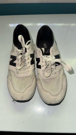 New balance shoes