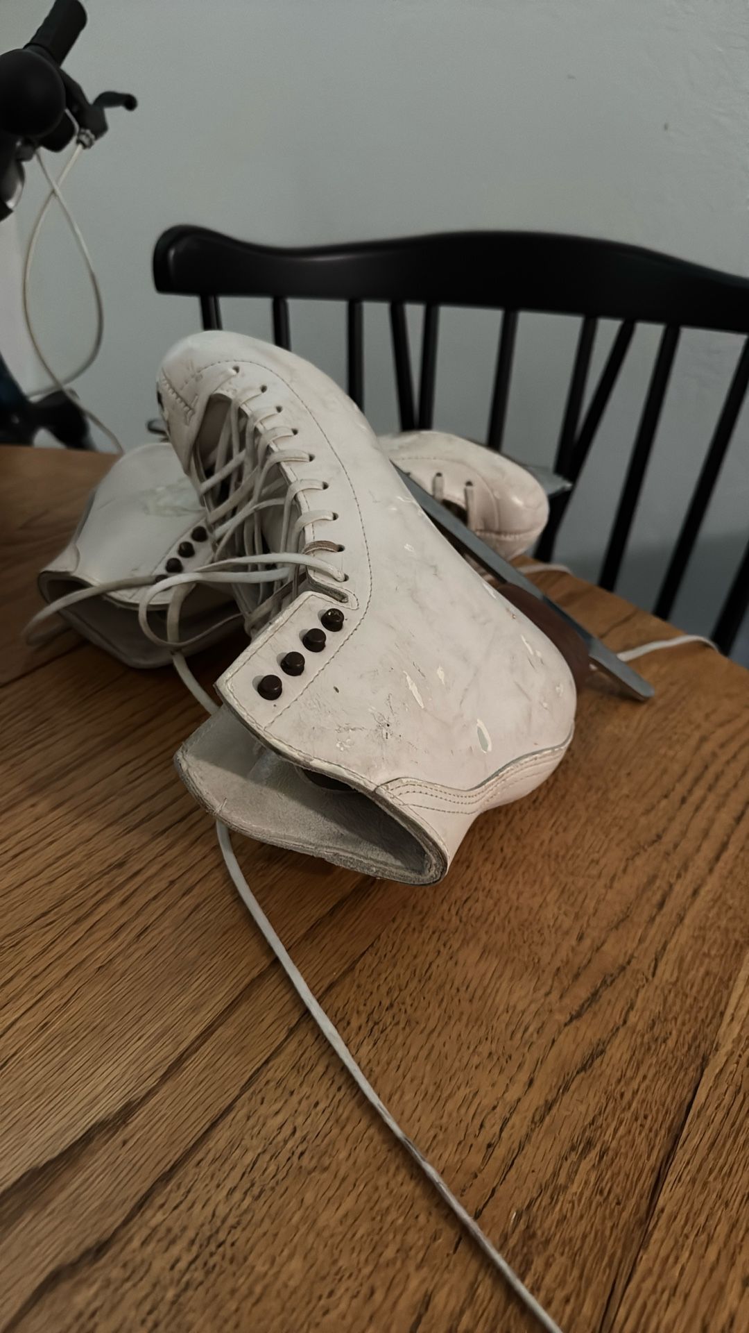 Professional ice skates SP Terry with Rydell blades I paid $1800 for the skates 400 for the blades selling for $20 to anyone that would like to takake
