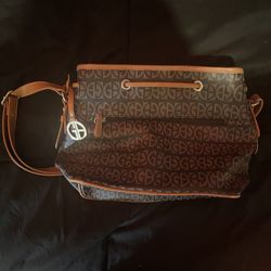 5 Designer bags and purses