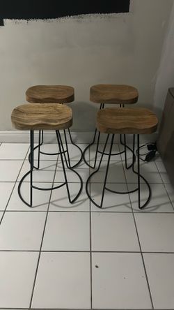 4 Wooden Barstools