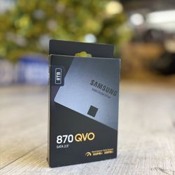 Samsung 870 QVO 8TB Internal SSD (Take It Home In Payment/ llévatelo a casa en pagos)