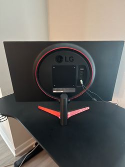 LG gaming Monitor With Speakers