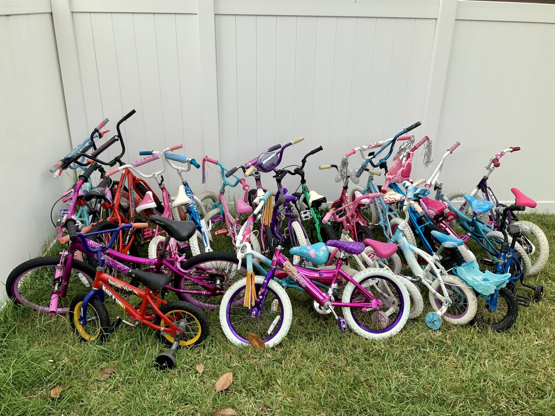 Kids Bikes (from $19 to $45)/ Bicicletas Niños (diferentes Precios)