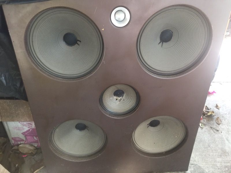Rodgers Organ Speakers!! MODEL: W6-100 15's MODEL: M13-100 6x9s