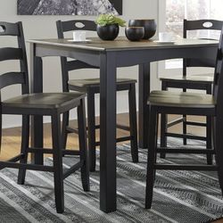 Froshburg Grayish Brown/Black Counter Height Dining Table and Bar Stools (Set of 5) 
