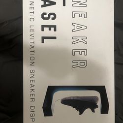 Magnetic Levitation Sneaker Display