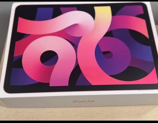 Apple iPad Air in Box