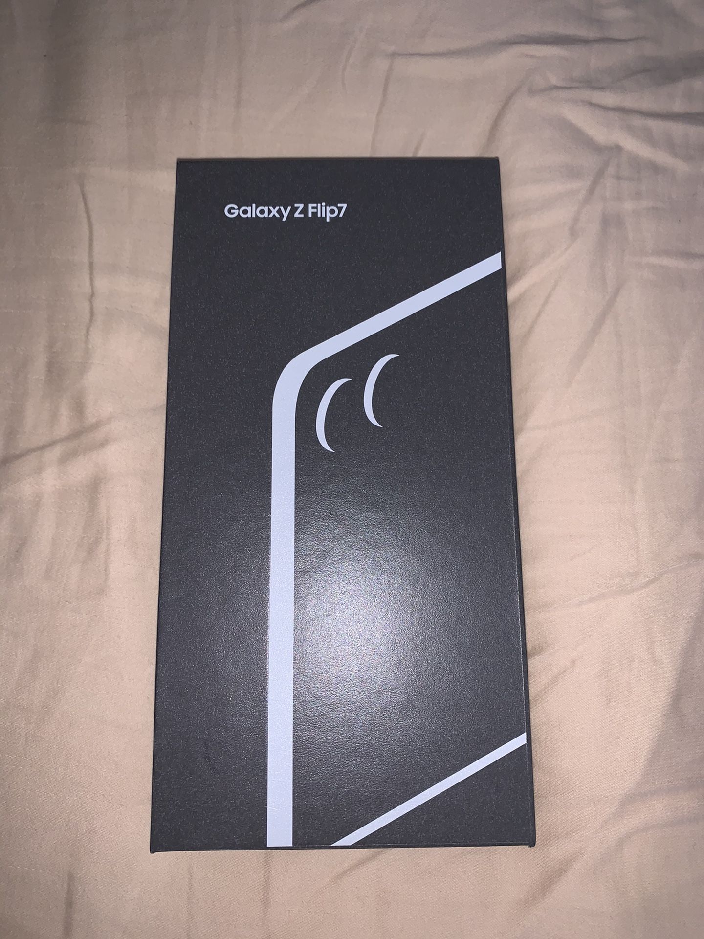 Unlocked Samsung Galaxy Z Flip7 256gb Jet Black New Sealed