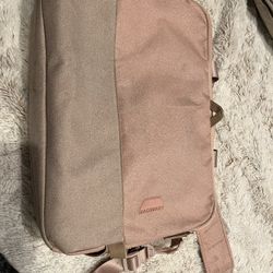 Laptop Shoulder Bag (15.6 Inch) 
