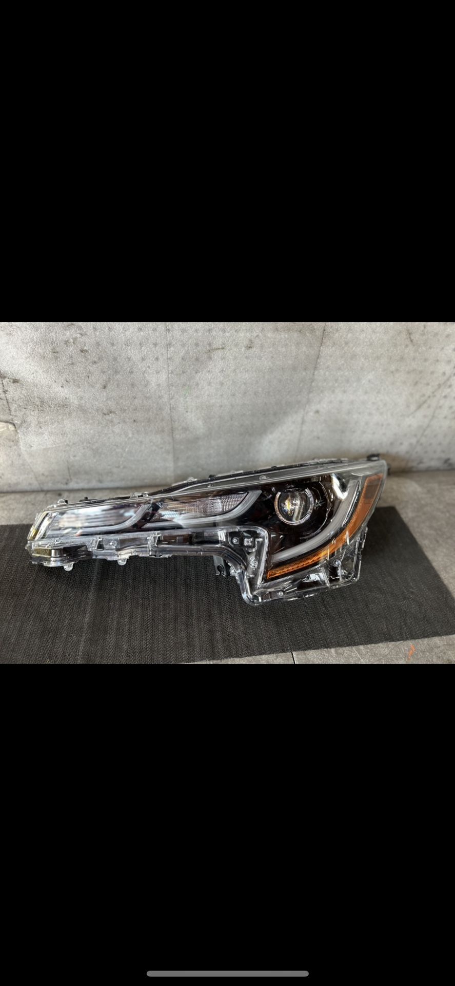 2020-2021-2022 TOYOTA COROLLA XSE XLE SE HEADLIGHT DRIVER LF FULL LED OEM