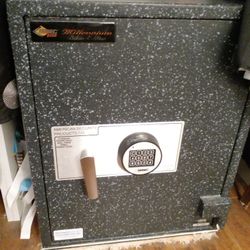 AMSEC BF Series Rates Burglary  Safe 39x21.