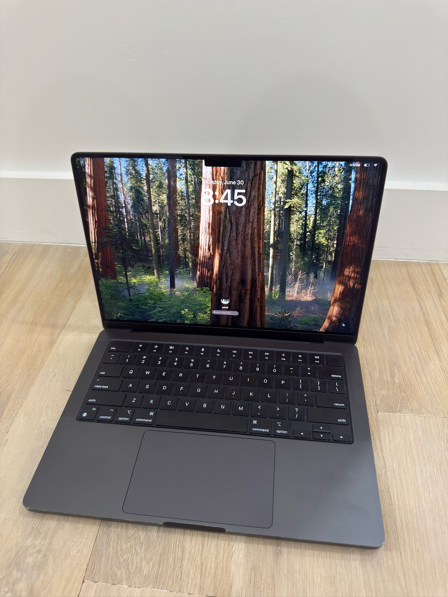 14” Macbook Pro M3 Pro