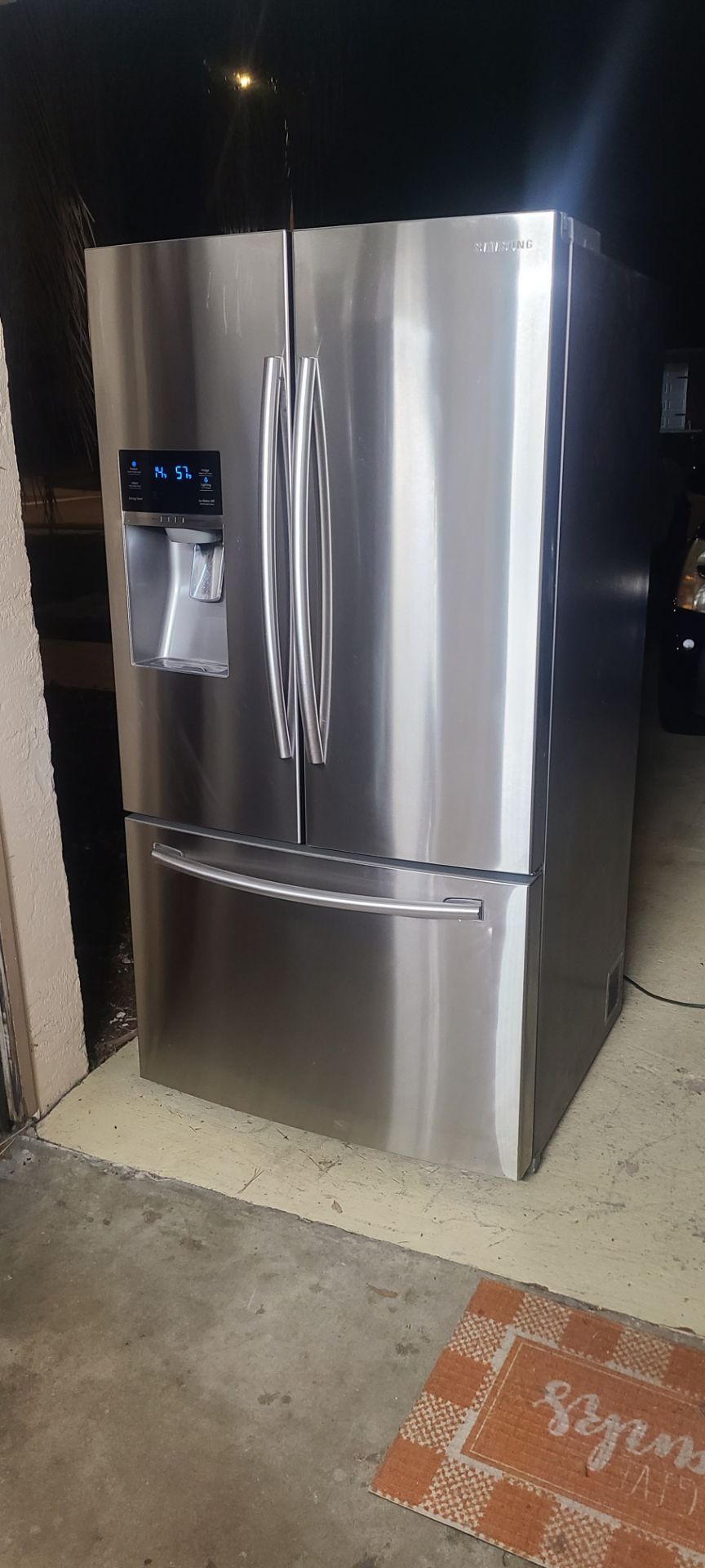 Refrigerator