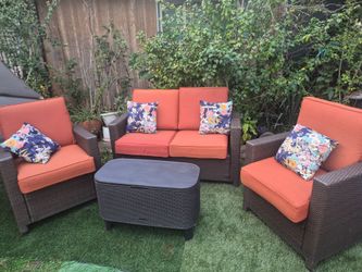 Outdoor Wicker Patio Chit Chat
