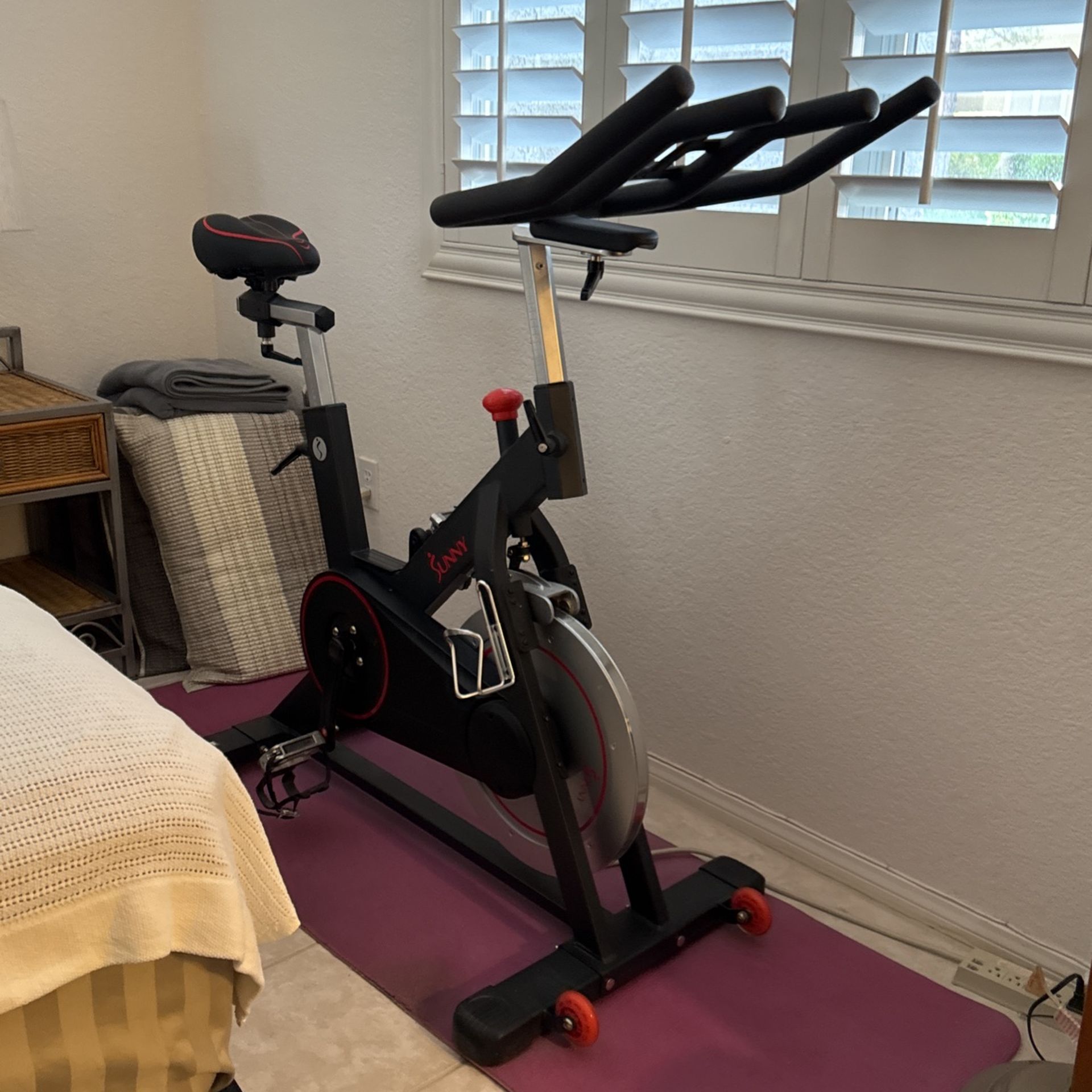 SUNNY Exercise & Fitness indoor Bike