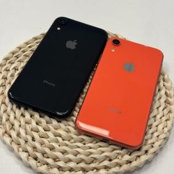 Apple iPhone XR - Big Screen, Big Discount - Smartphone 