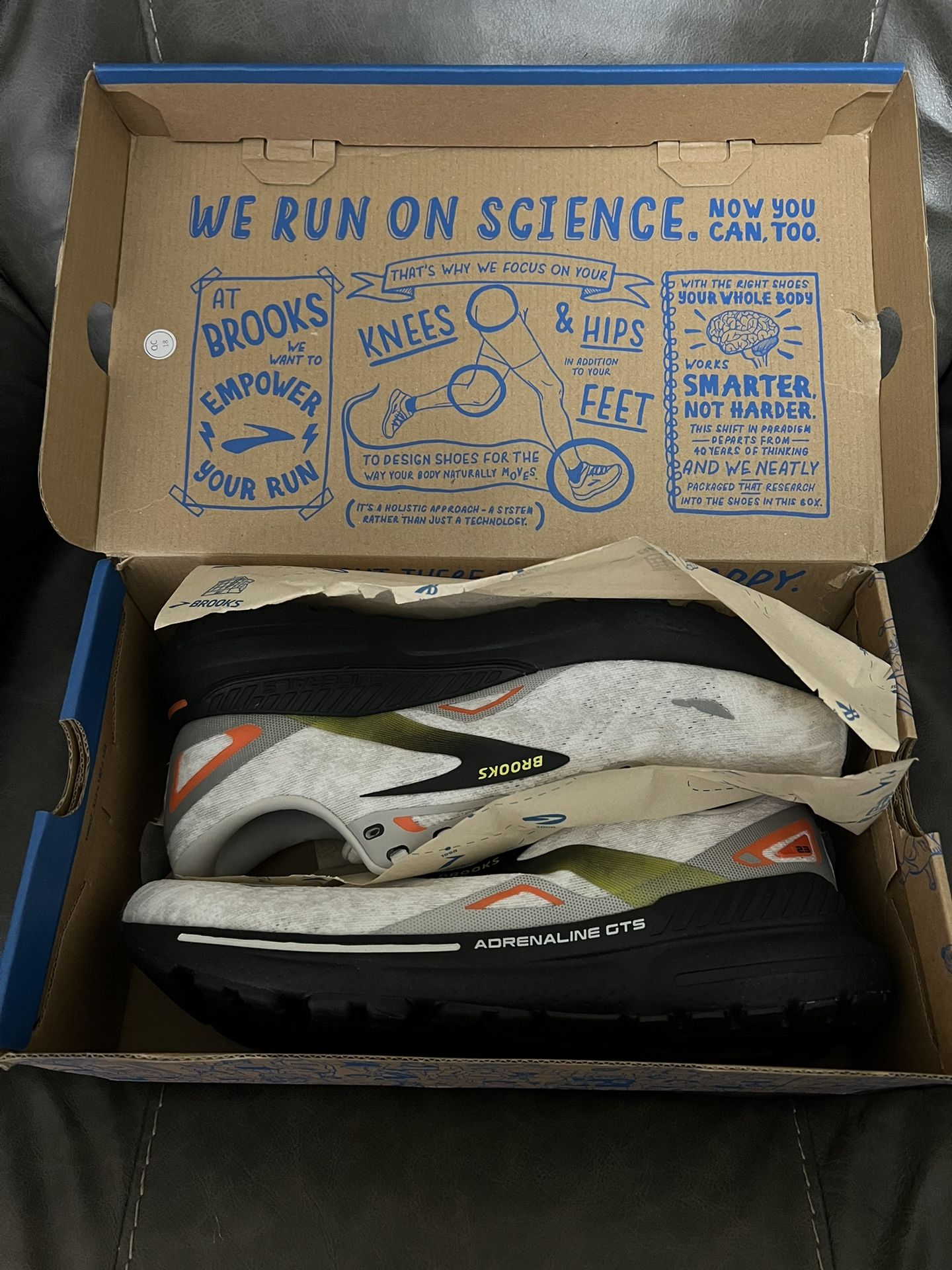 Brooks Men’s Adrenaline GTS 23 Supportive Running Shoe - Size 11