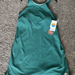 NWT Vuori 🎾 Volley Tennis Dress 🎾 Cactus Green