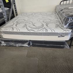 CALKING MATTRESS AND BOX SPRING